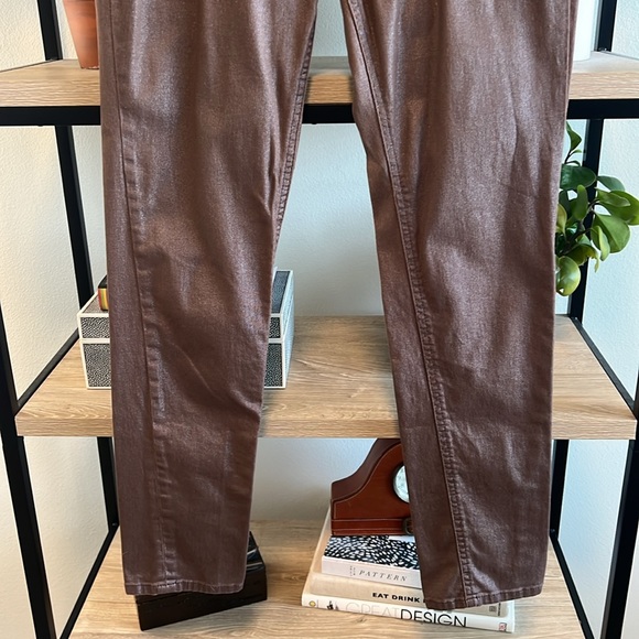 Liverpool Mid-Rise All You Need is Love Beatles Mahogany Sparkle Slim Jean 29 8 - Picture 3 of 8